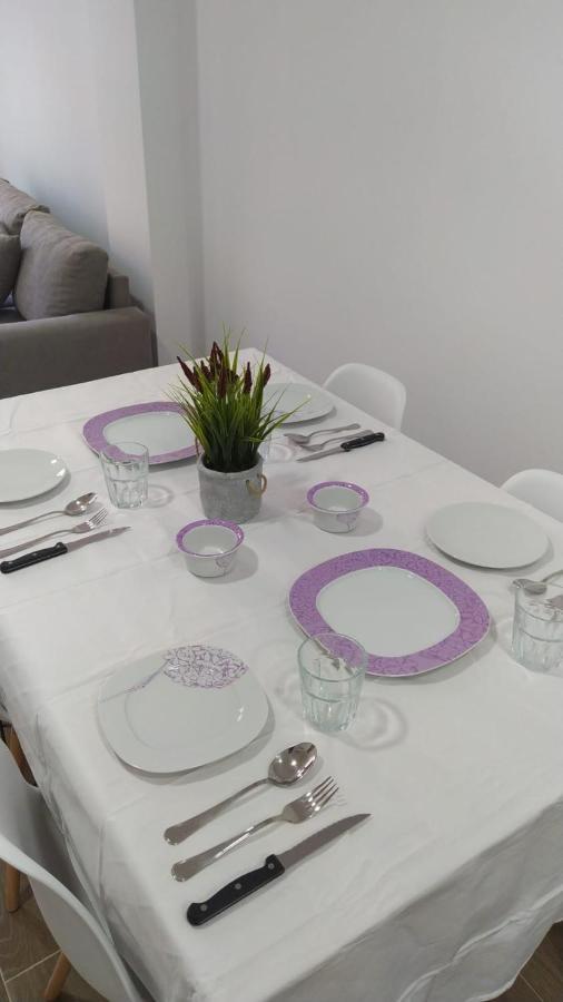 Apartamentos Marmoles Centro マラガ エクステリア 写真