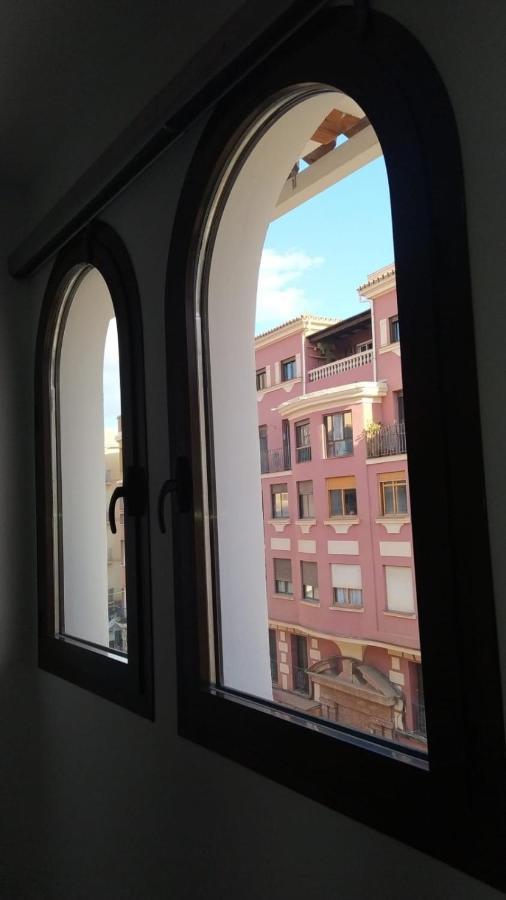 Apartamentos Marmoles Centro マラガ エクステリア 写真