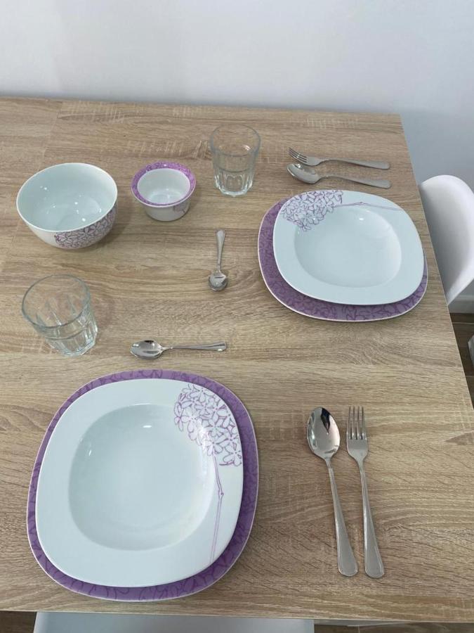 Apartamentos Marmoles Centro マラガ エクステリア 写真